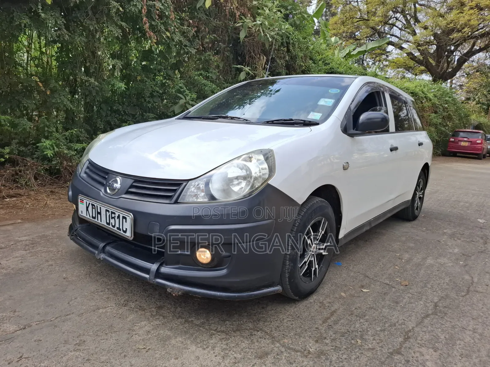 Nissan Advan 2014 White