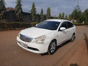 Nissan Bluebird 2009 White
