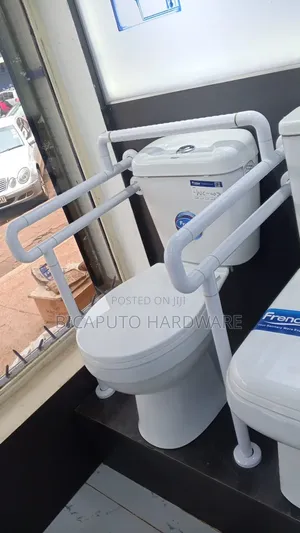 Gramberrail With Toilet