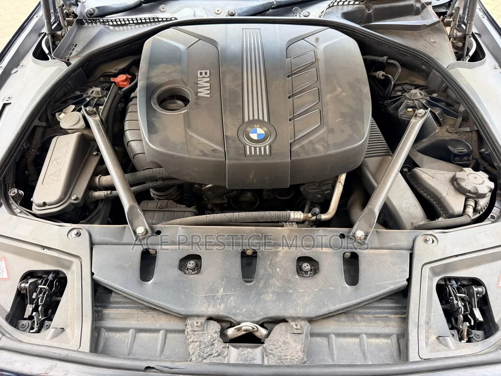 BMW 520i 2010 Blue