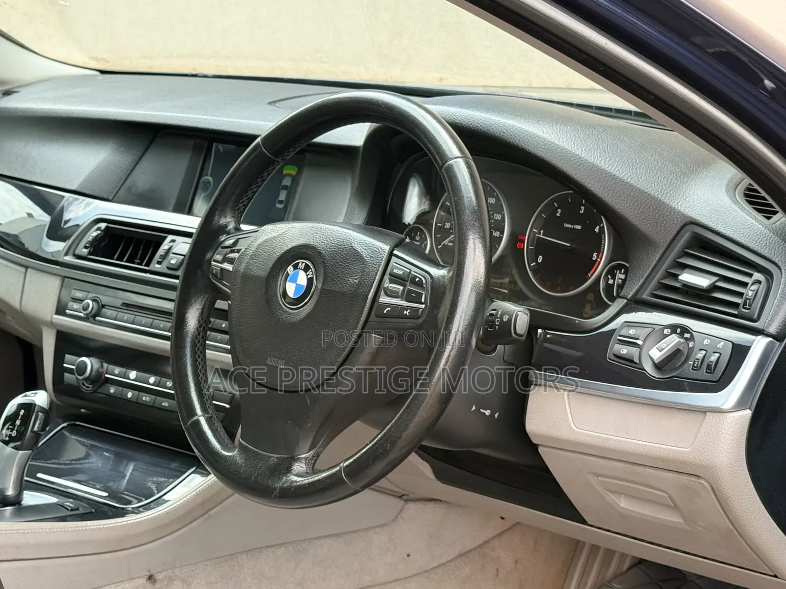BMW 520i 2010 Blue