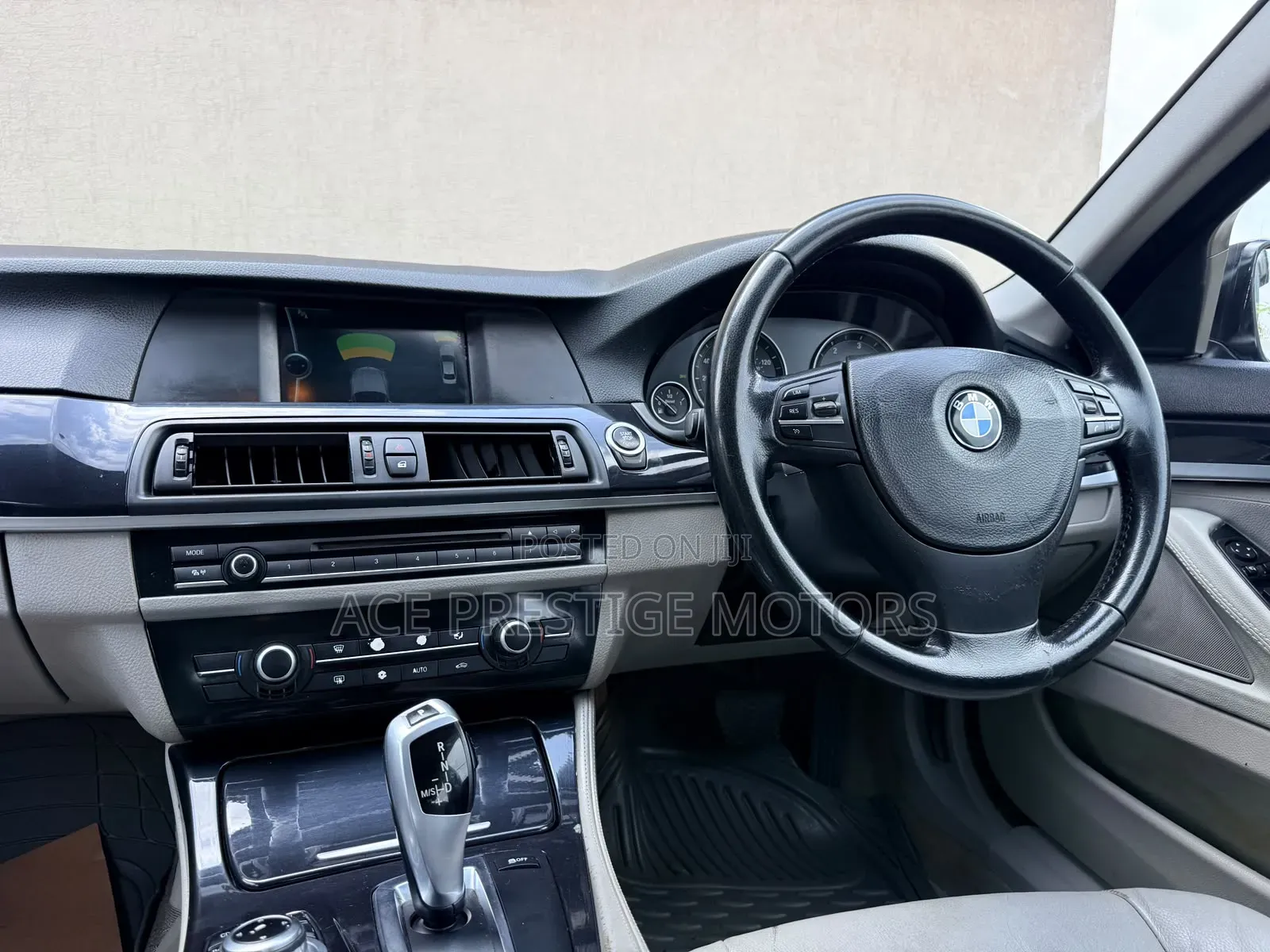 BMW 520i 2010 Blue