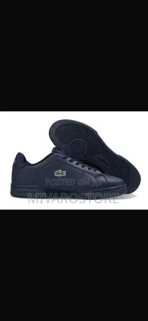 Lacoste Sneakers