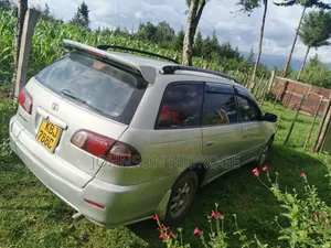 Toyota Caldina 2002 Gray