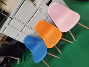 Classic Eames Style Molded Side Chair