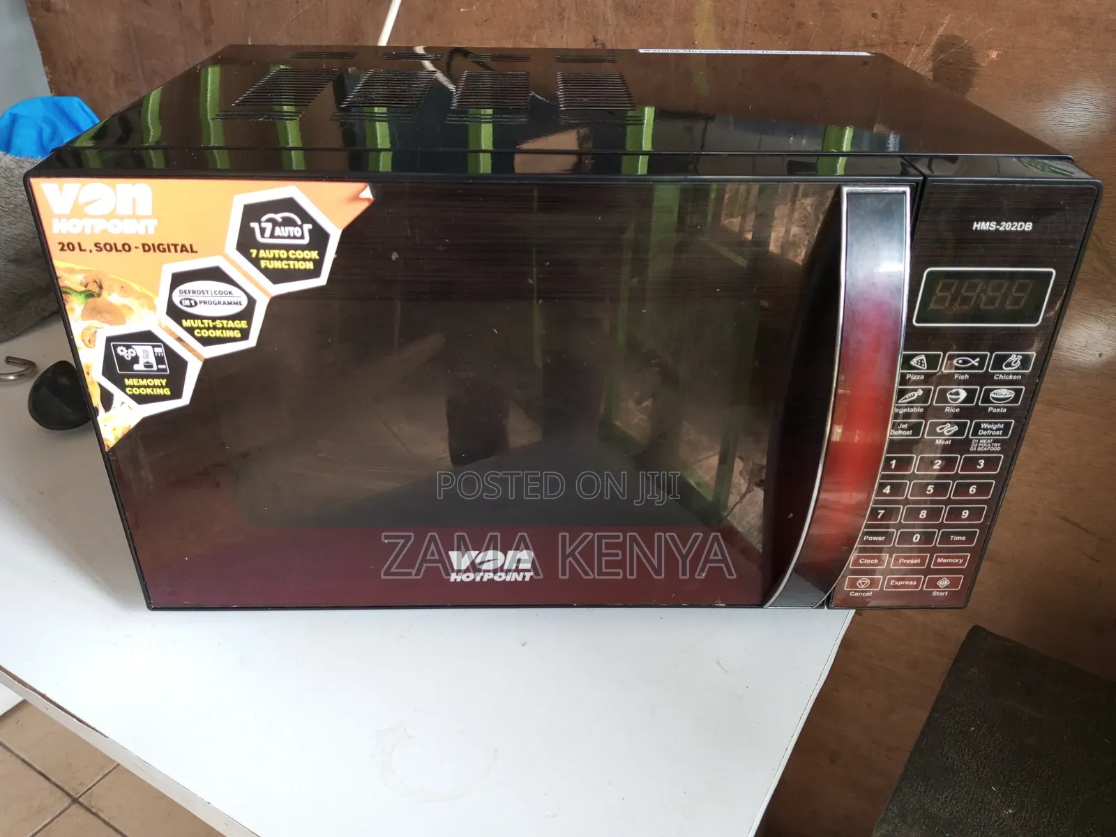 Von Microwave, Some Buttons Not Working, but It's Functional