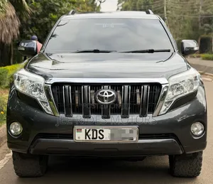 Toyota Land Cruiser Prado 2016 Gray