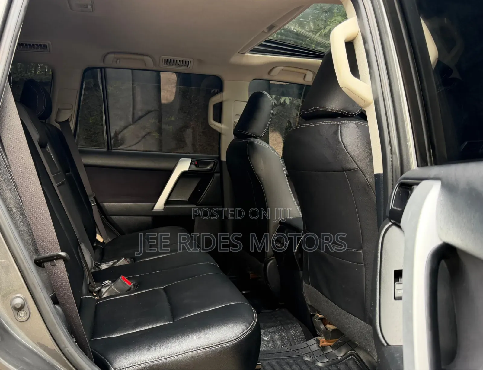 Toyota Land Cruiser Prado 2016 Gray
