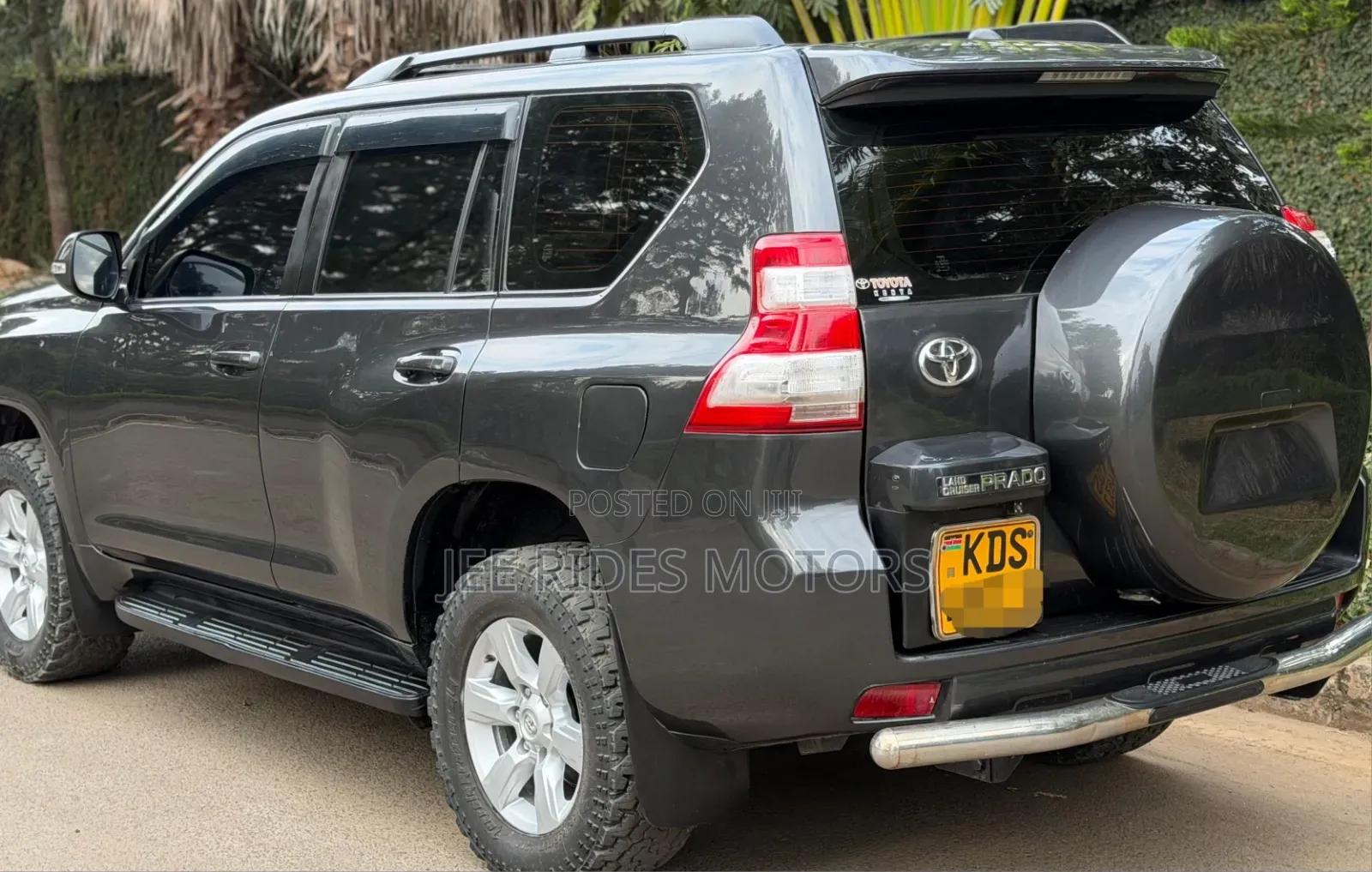 Toyota Land Cruiser Prado 2016 Gray