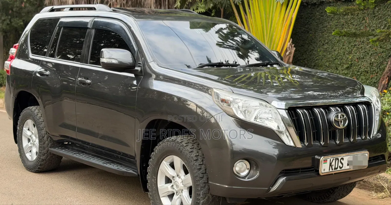 Toyota Land Cruiser Prado 2016 Gray