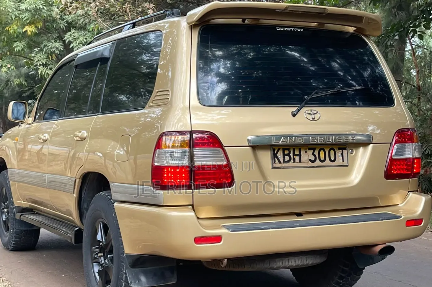 Toyota Land Cruiser 2003 Yellow