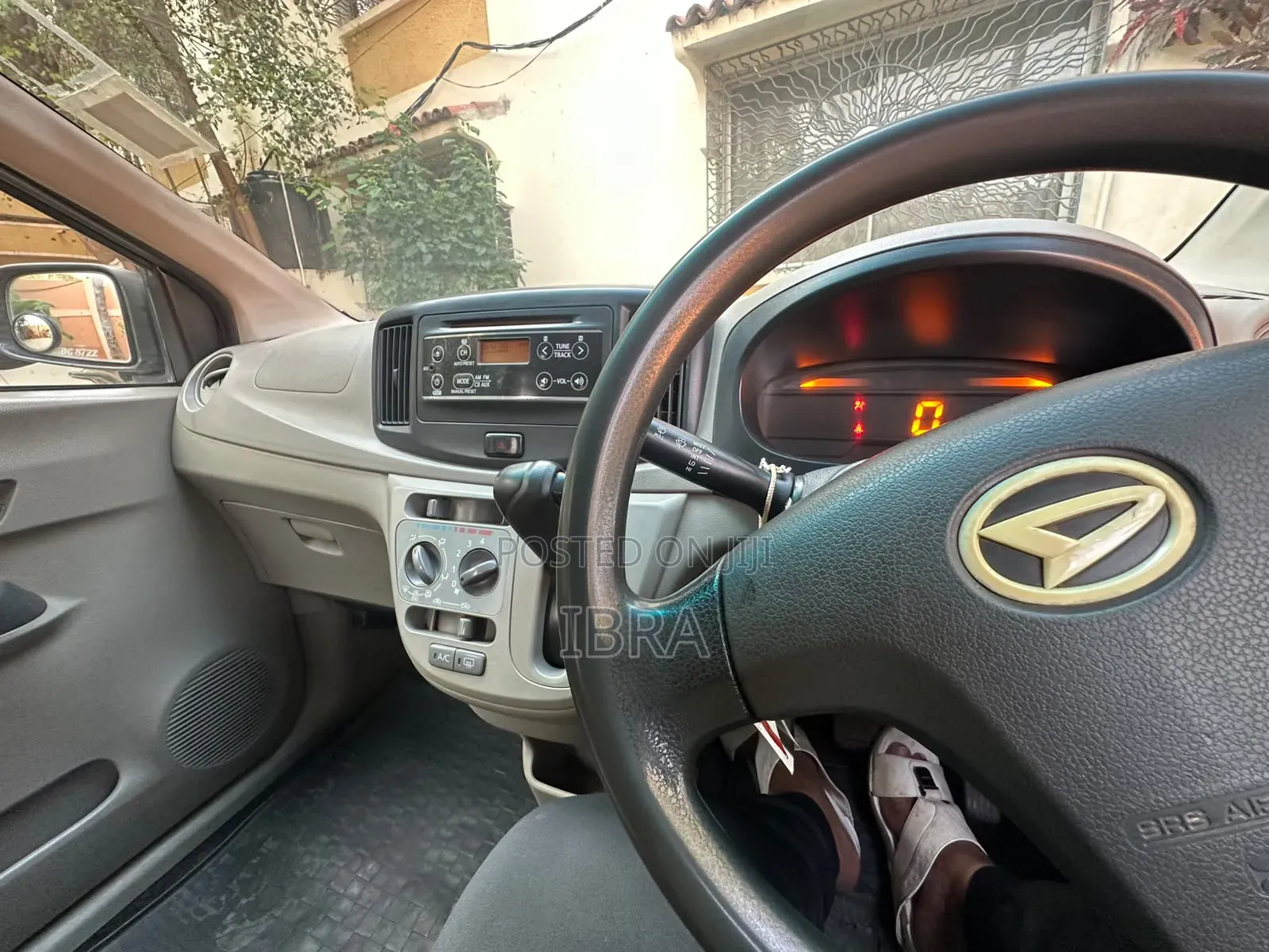 Daihatsu Mira 2014 Silver