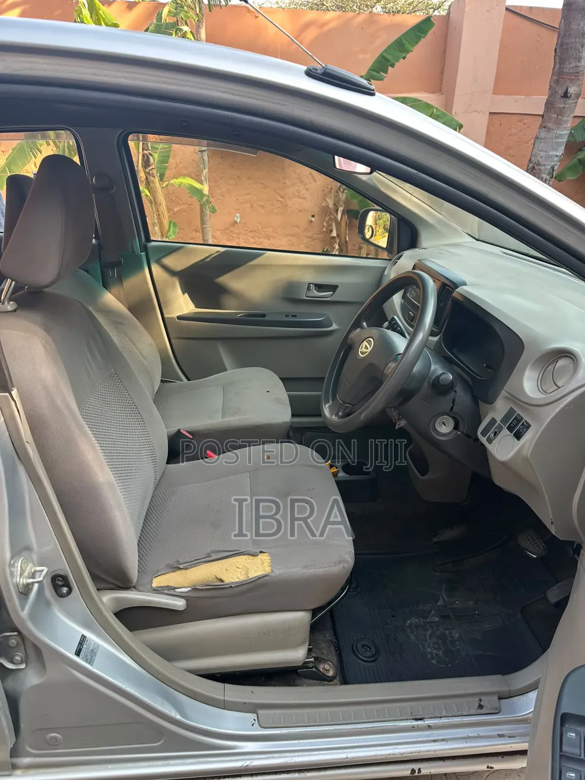 Daihatsu Mira 2014 Silver