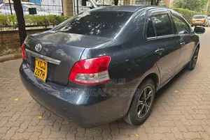 Toyota Belta 2009 Gray