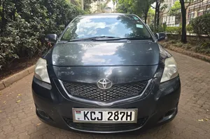 Toyota Belta 2009 Gray