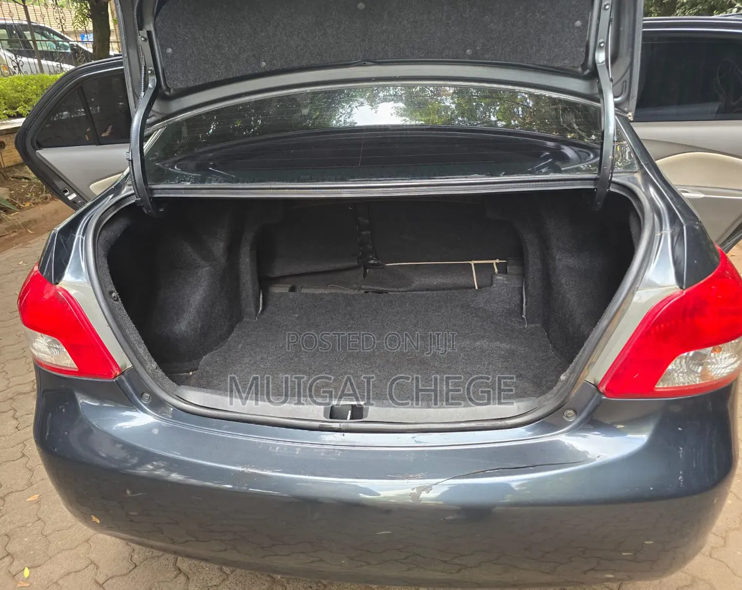 Toyota Belta 2009 Gray