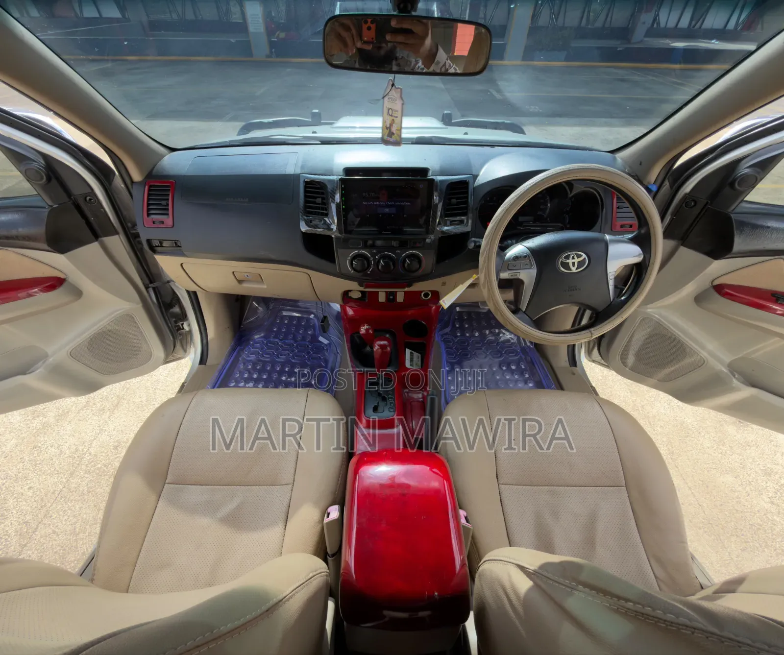 Toyota Hilux 2014 Silver