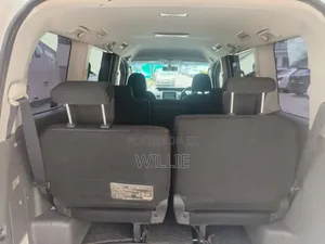 Toyota Noah 2010 White