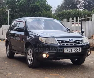 Subaru Forester 2012 Black