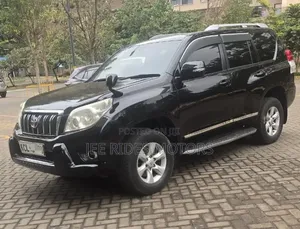 Toyota Land Cruiser Prado 2012 Burgundy