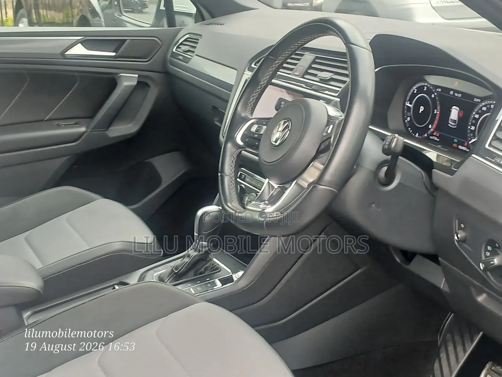 Volkswagen Tiguan 2.0T SEL R-Line AWD 4MOTION 2019 White