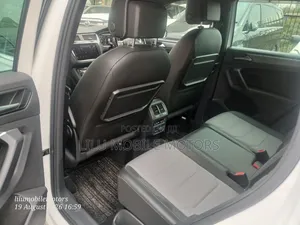 Volkswagen Tiguan 2.0T SEL R-Line AWD 4MOTION 2019 White