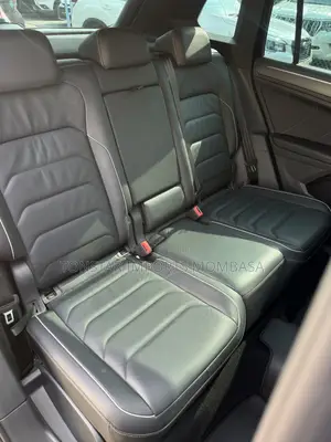 Volkswagen Tiguan 2.0T SEL Premium R-Line AWD 4MOTION 2019 Black