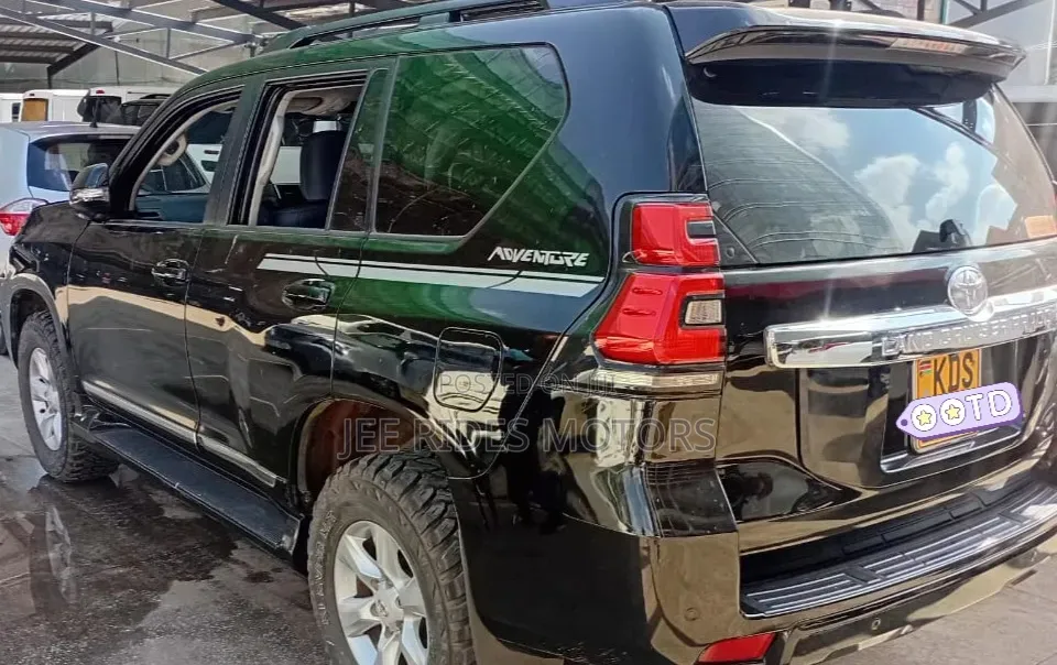 Toyota Land Cruiser Prado 2017 Burgundy