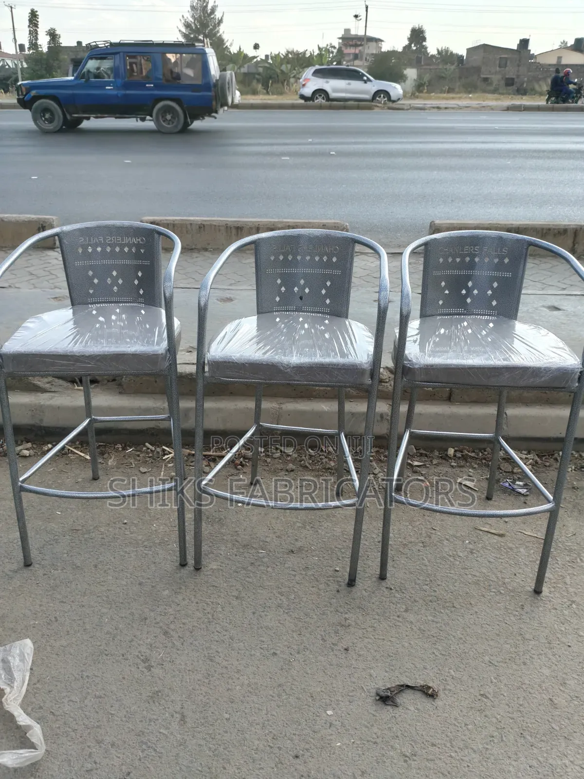 High Stool or Sinatabu for Cafe, Bar and Restaurant