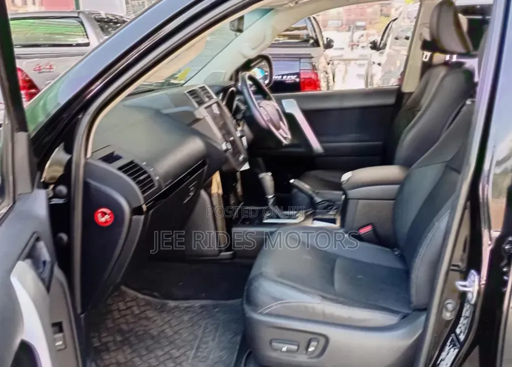 Toyota Land Cruiser Prado 2017 Burgundy