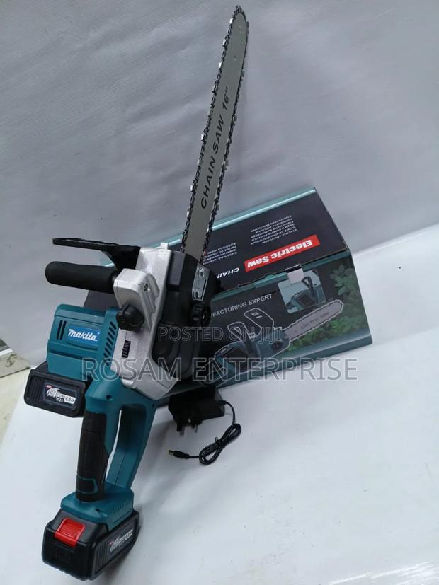 Makita Cordless
Chainsaw 16' 198V