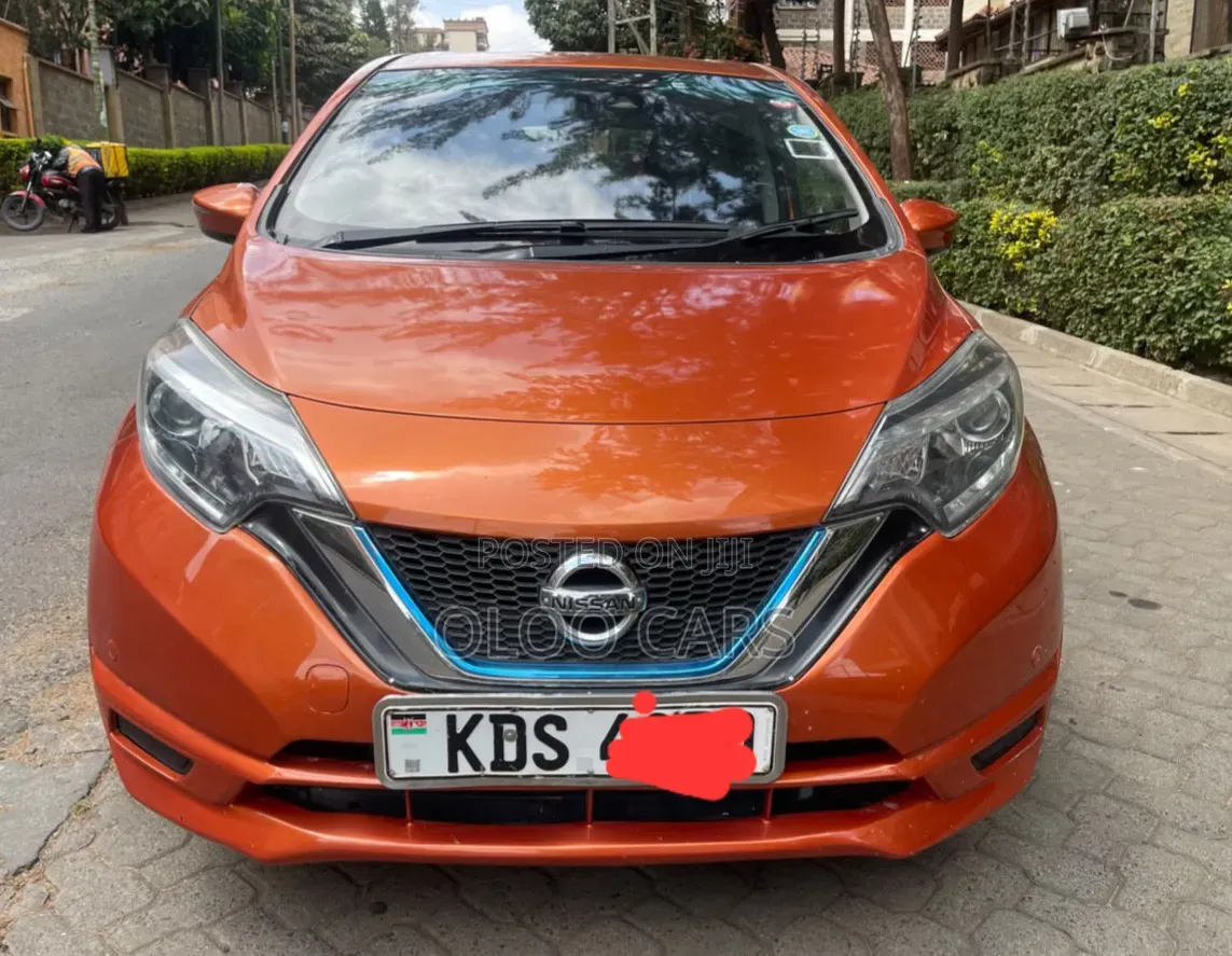 Nissan Note 2018 Maroon