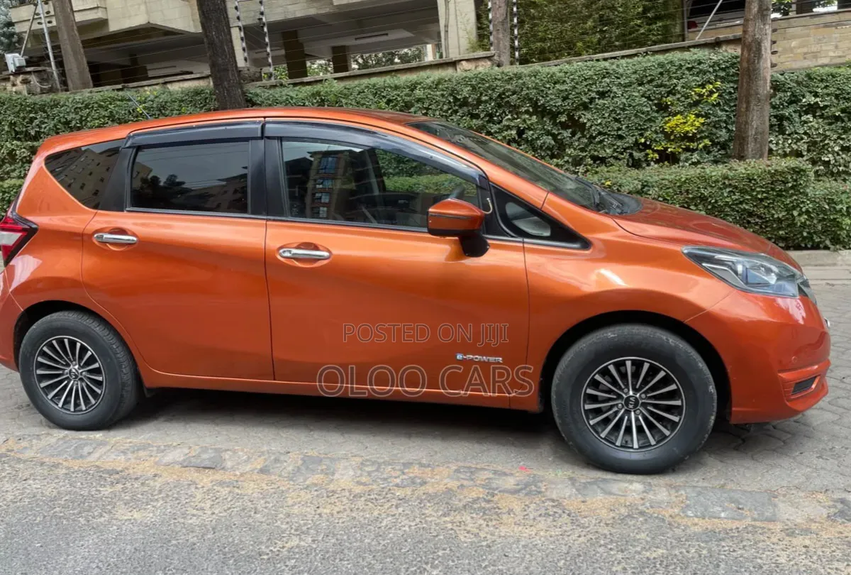 Nissan Note 2018 Maroon
