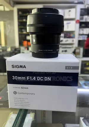 Sigma 30mm F/1.4 DC DN Contemporary Lens for Sony E