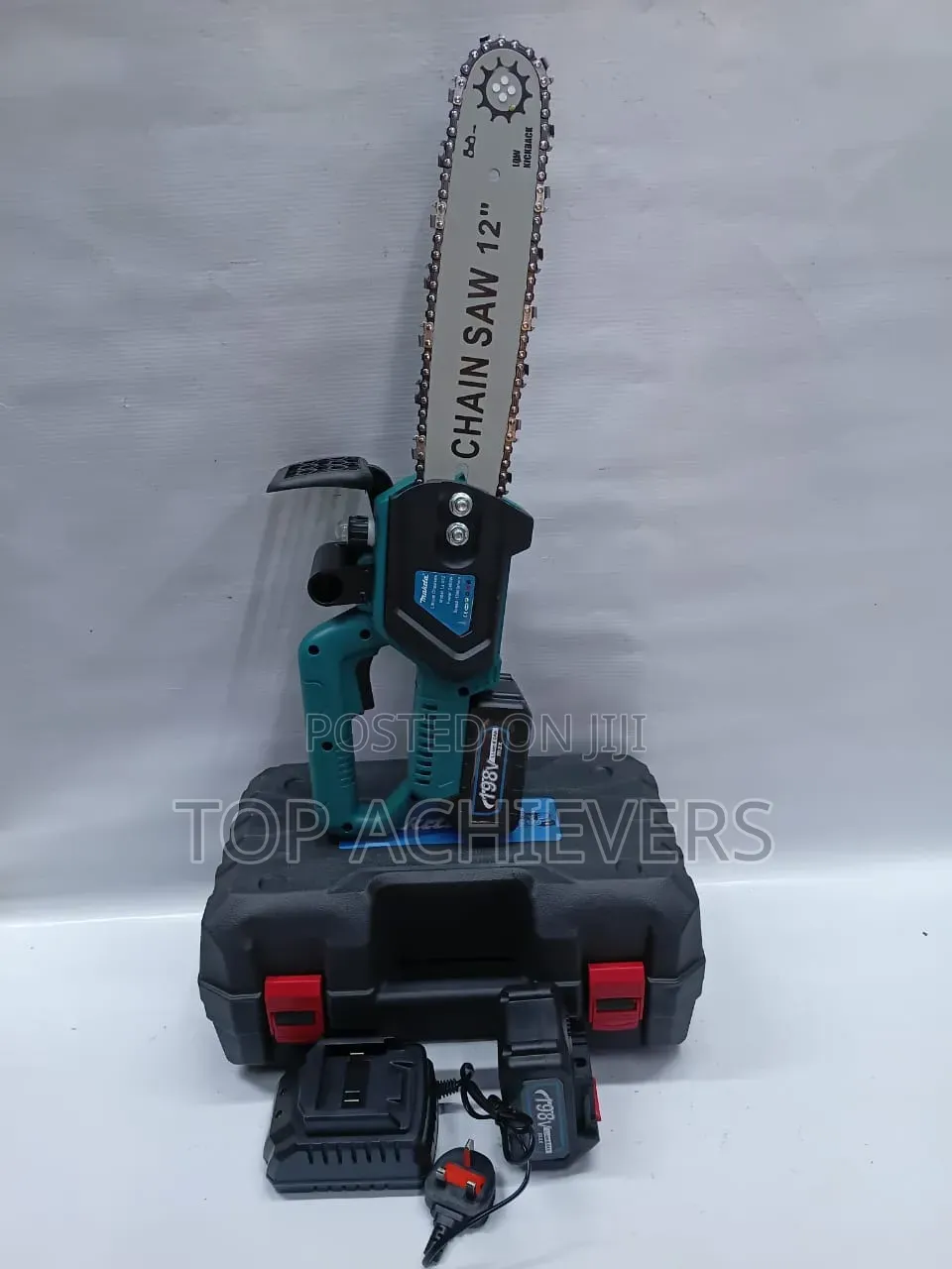 Chainsaw/12inch Makita Cordless/Rechargable Chainsaw