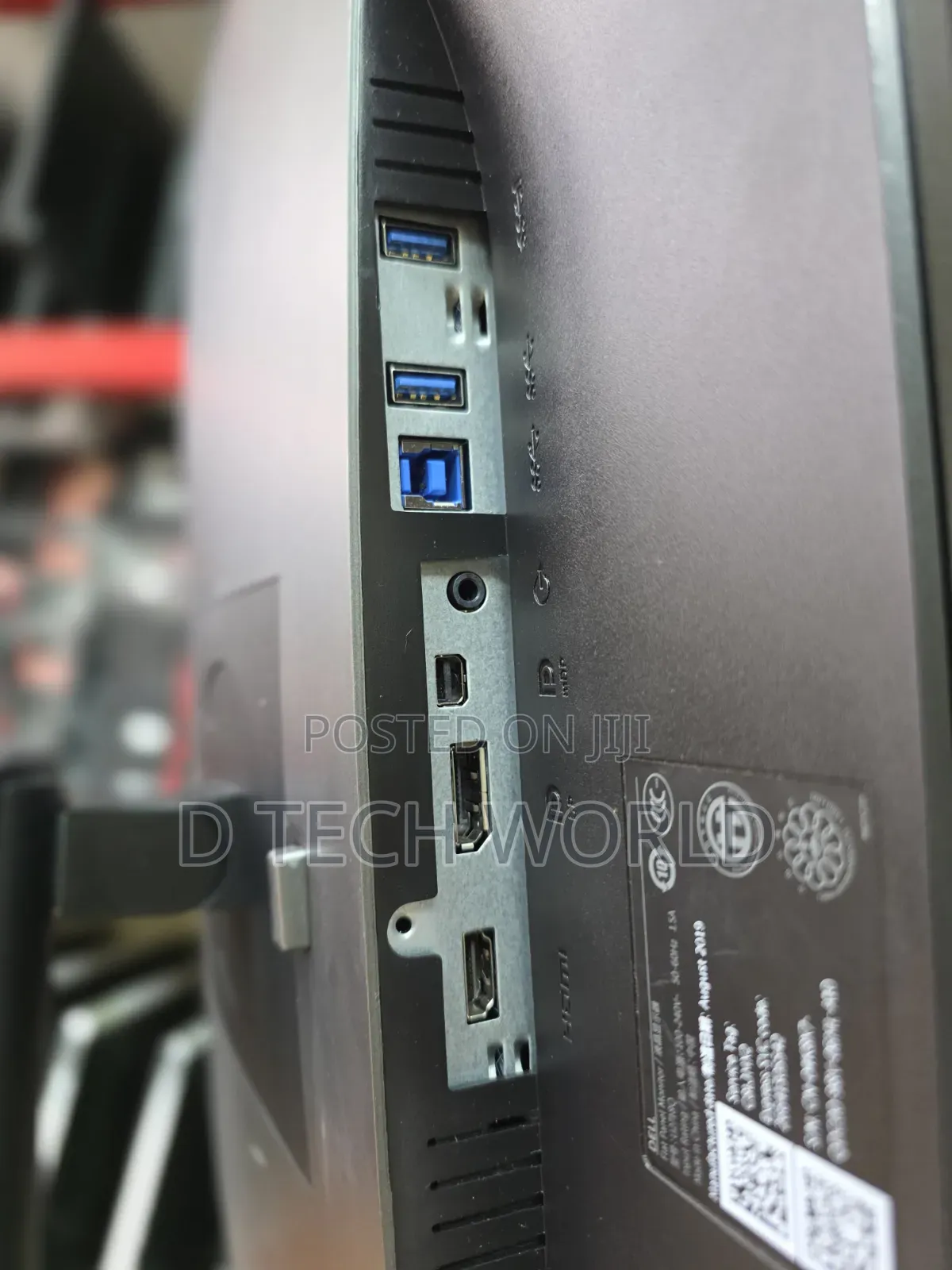 Dell U2718Q 
27 Inch 
 Display (3840*2160)
60 Hz
Thin Bezel