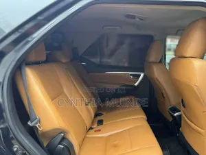 Toyota Fortuner 2016 Black