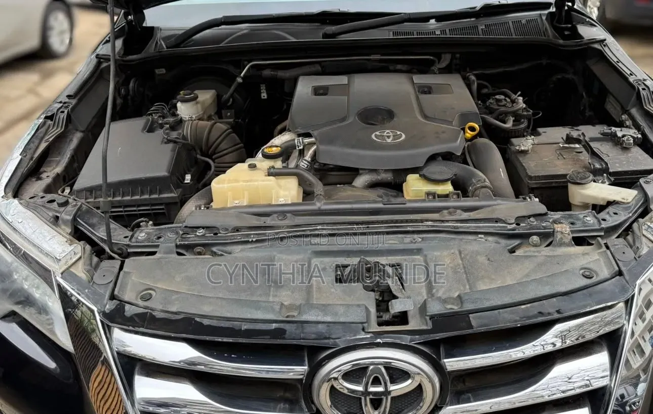 Toyota Fortuner 2016 Black
