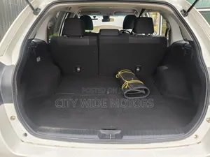 Toyota Corolla Fielder 2018 White