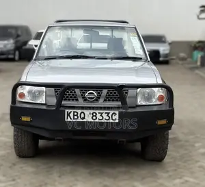 Nissan NP300 2.5 TDi Single Cab 2010