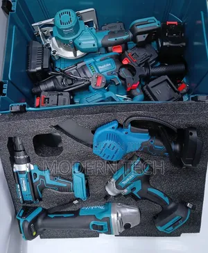 Makita 5-in-1 Multi-Function Cordless Tool Kit | Complete Set