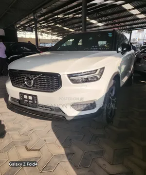 Volvo S 2019 White