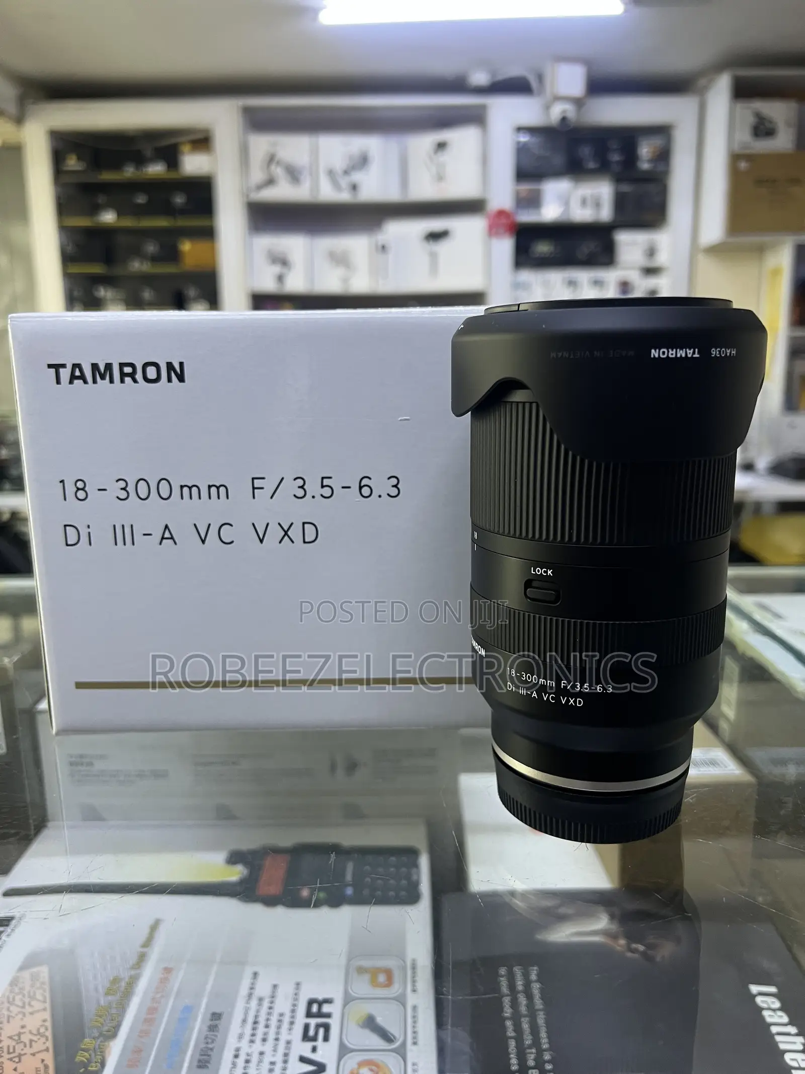 Tamron 18-300mm F/3.5-6.3 Di III-A VC VXD Lens (Sony E)