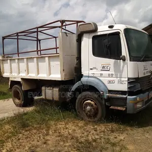 Mercedes-Benz Atego 2004 White