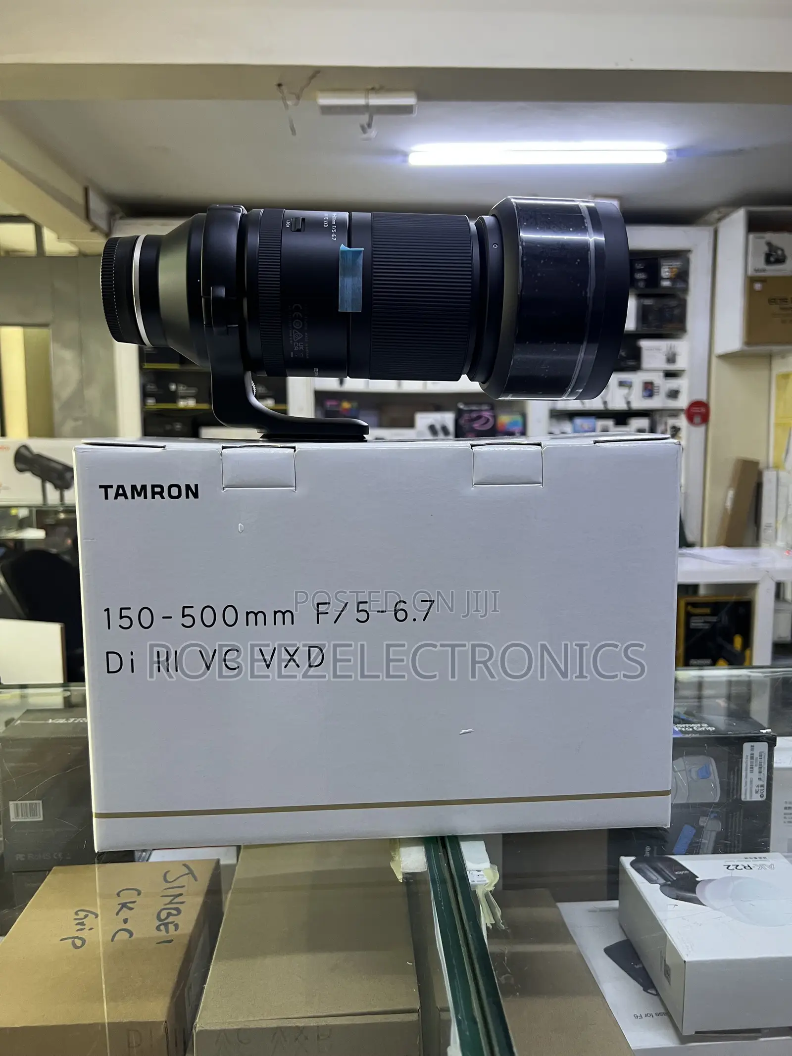 Tamron 150-500mm F/5-6.7 Di III VC VXD Lens (Sony E)