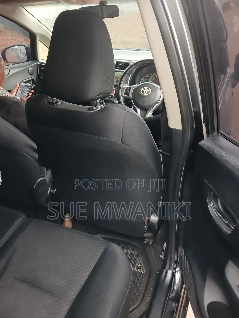 Toyota Ractis 2012 Black