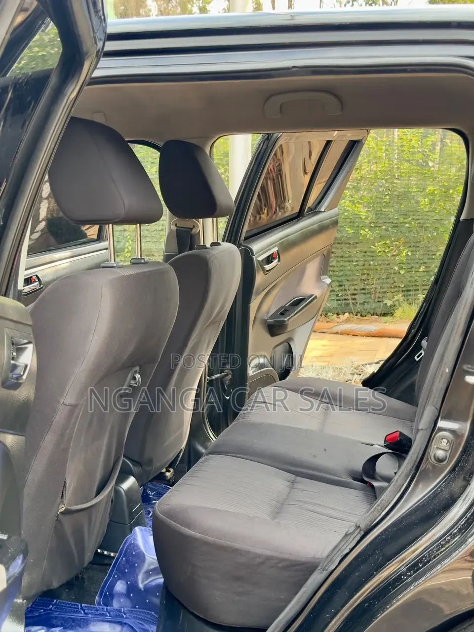 Suzuki Swift 2011 Black