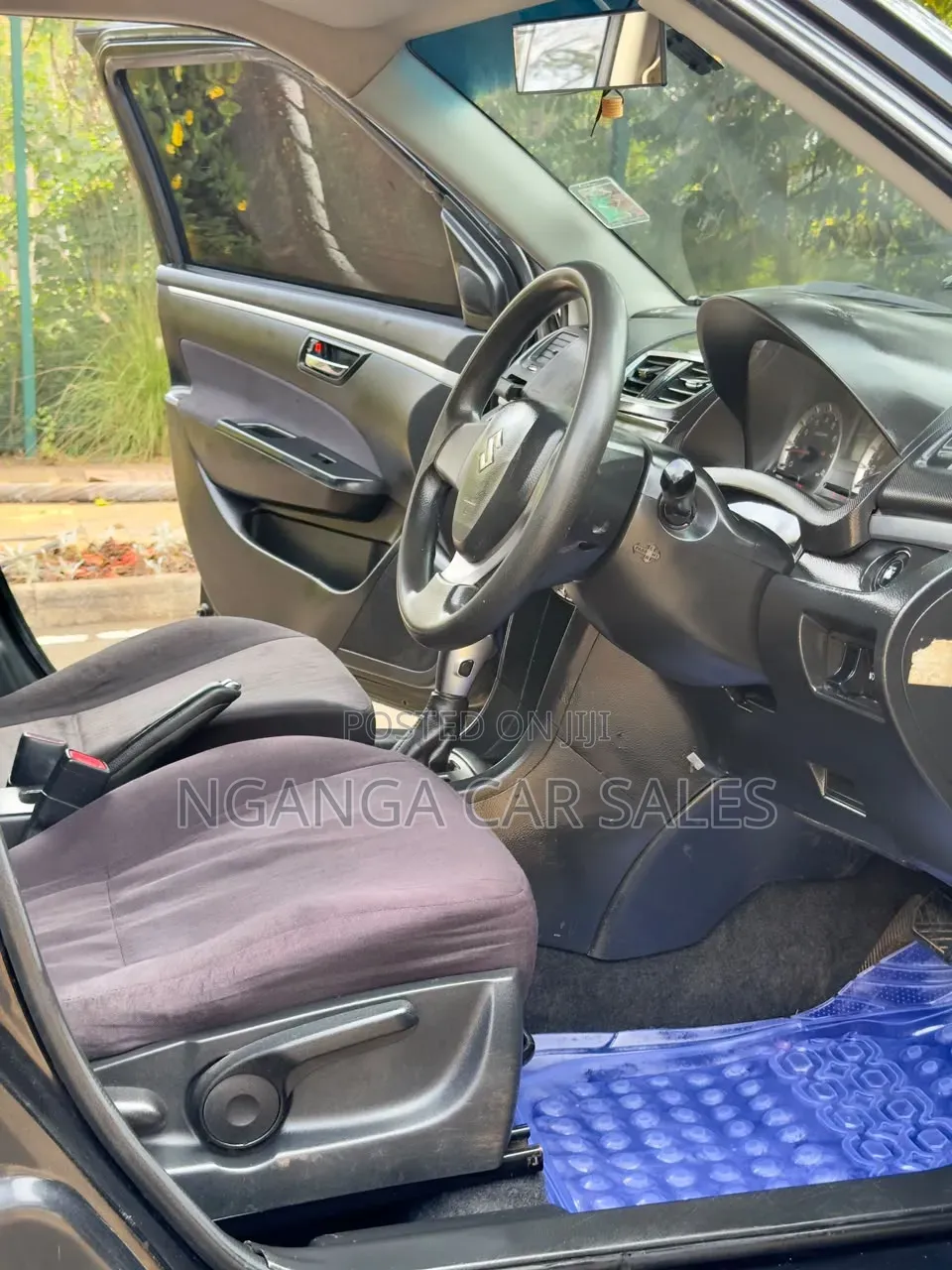 Suzuki Swift 2011 Black