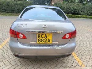 Nissan Bluebird 2007 Silver