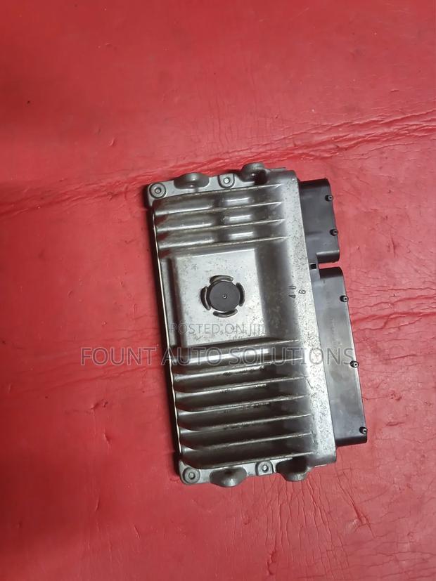 Engine Control UnitToyota Harrier New Model 2015/2017 - thumbnail 2